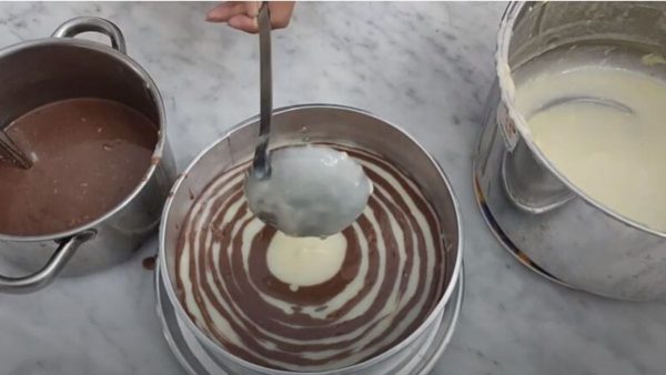 Cara Membuat Pudding Zebra